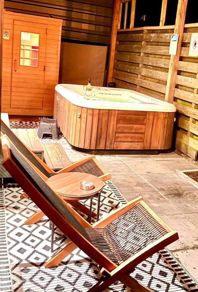Tiny House With Sauna & Jacuzzi Near Amsterdam Vijfhuizen Eksteriør bilde